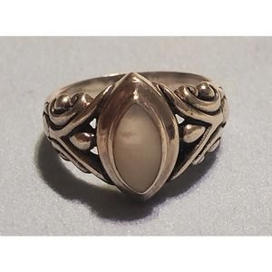 925 Sterling Silver Pearl Ring Size 9